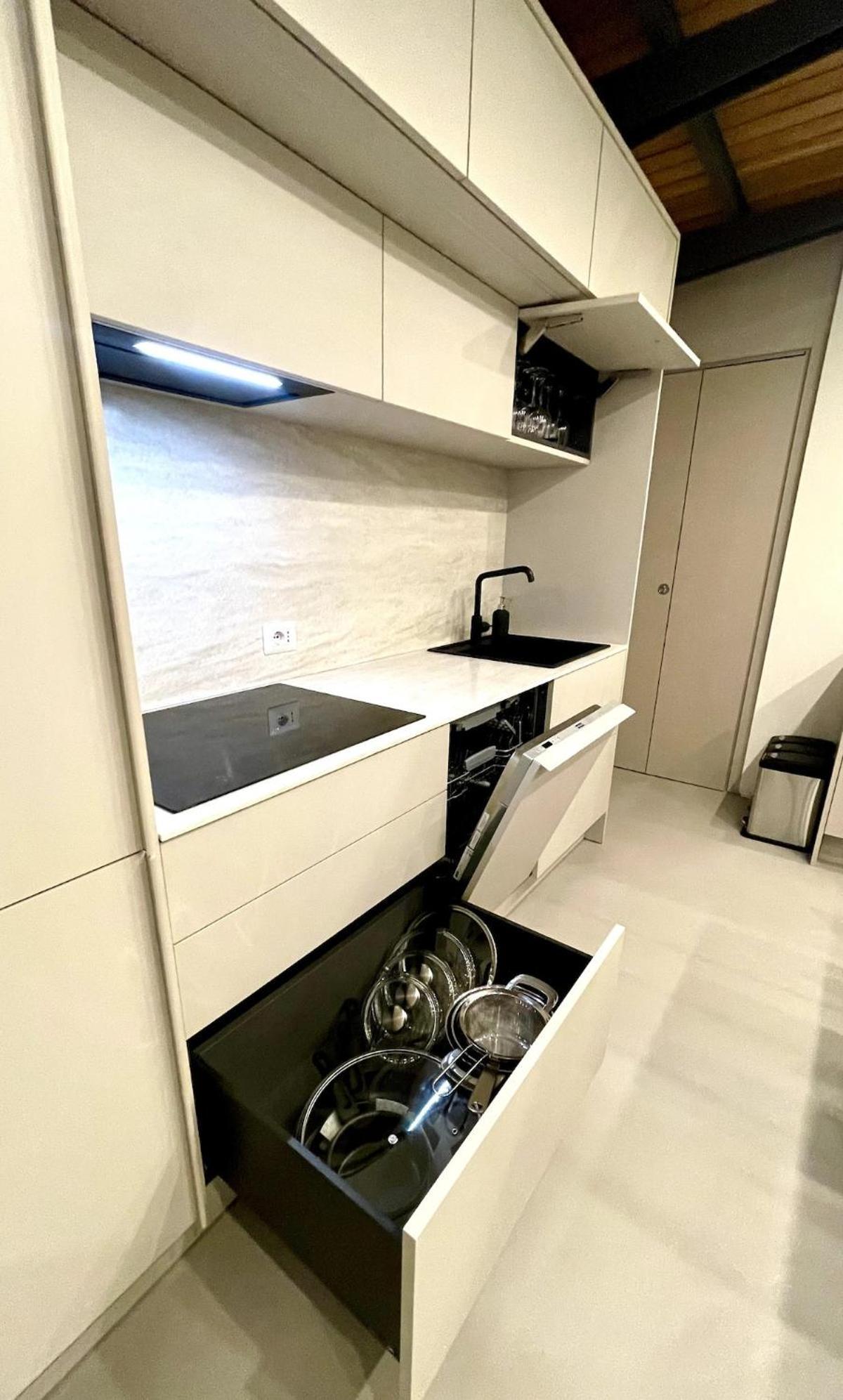 Ferienwohnung Luxury House In Milano Pietrasanta 130 Mq Exterior foto